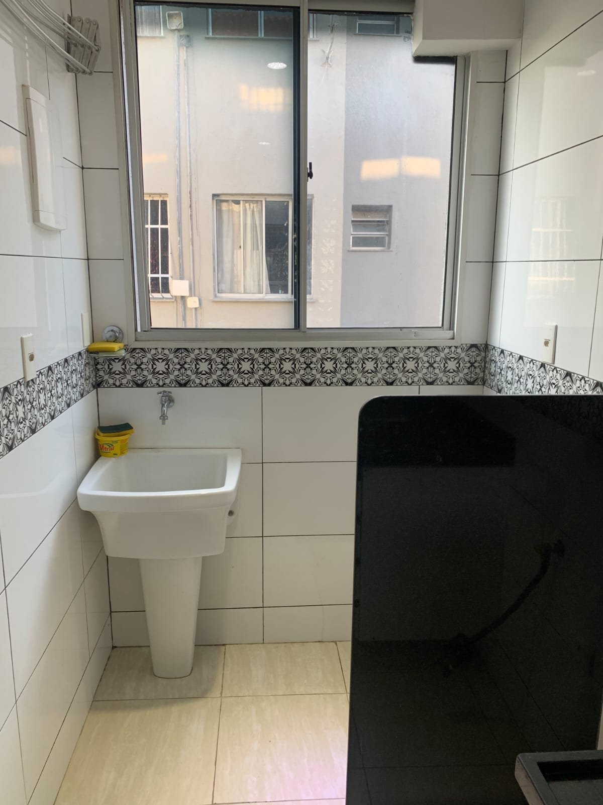 Banheiro do apartamento na Rua das Morangas